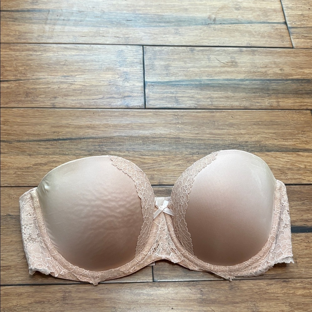 Victoria's Secret Dream Angels Multi Way Strapless Nude Floral Lace Bra 34D